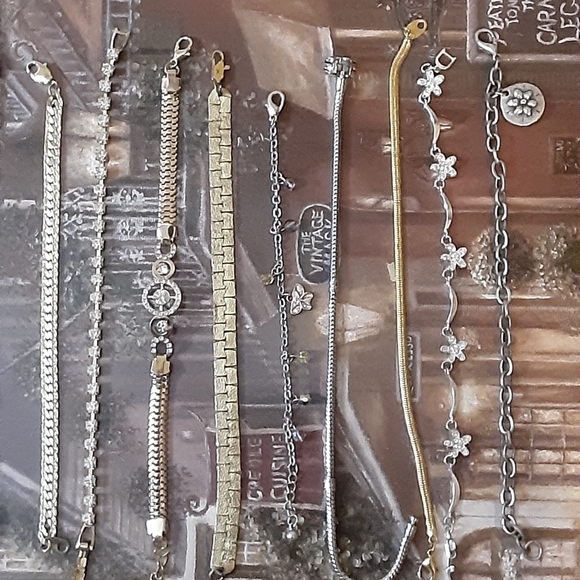 BRACELETS - Picture 5 of 5